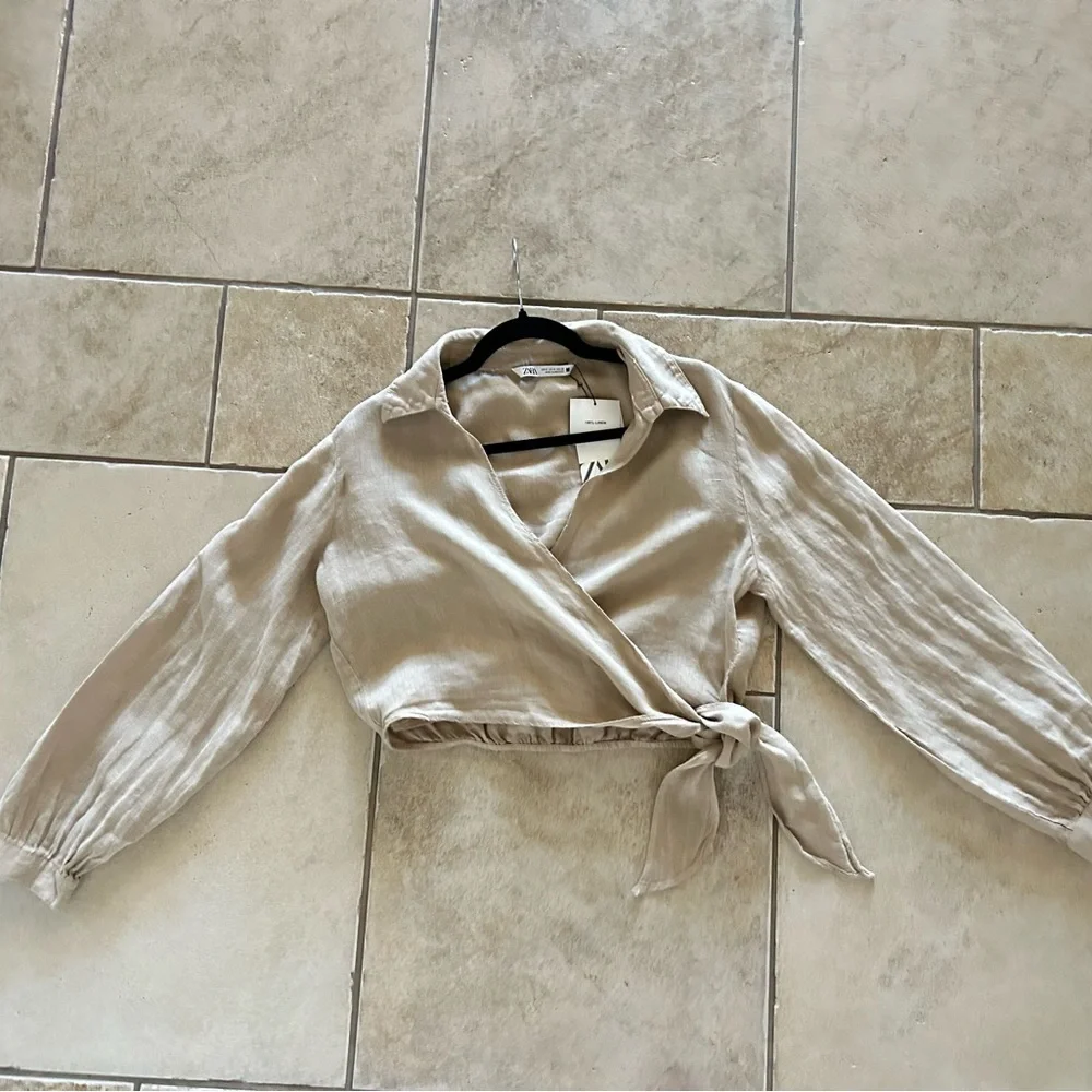 Zara  Tan Linen Wrap Top, NWT, size Medium. - Picture 4 of 4